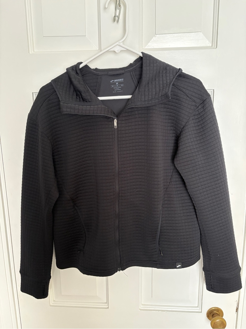 Brooks Running Black Quilted Cropped Zip-Up Hoodie Jacket